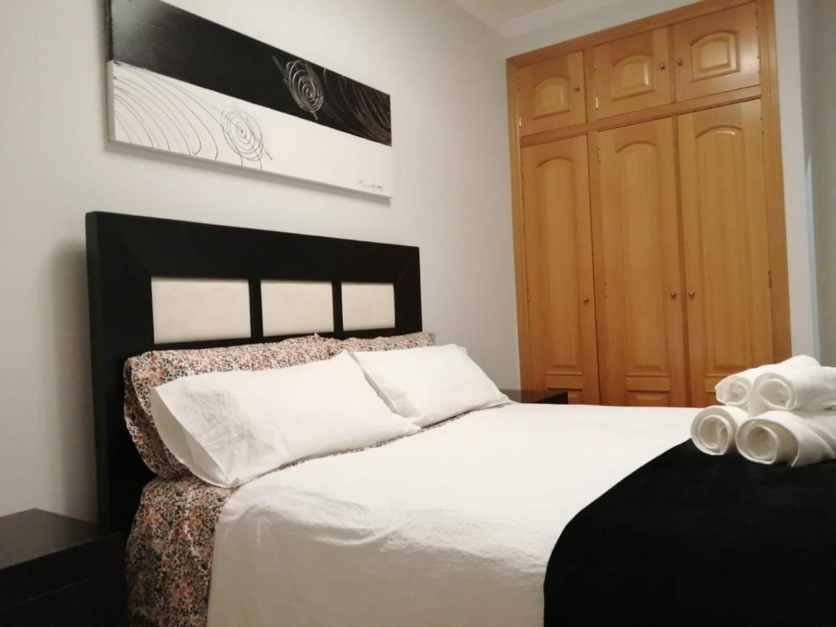 Apartamento La Muralla II Baena Exteriör bild